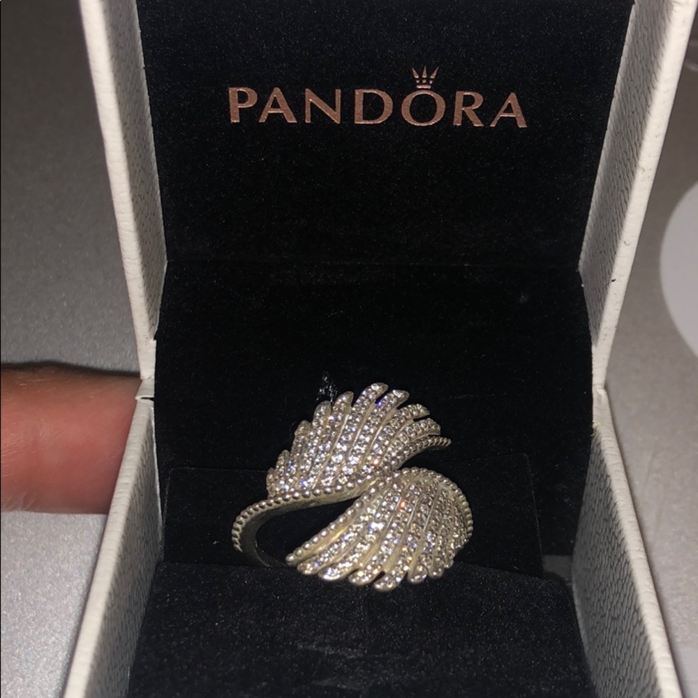 Pandora Feather Ring